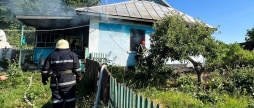 У Тульчинському районі загорівся приватний будинок