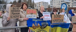 У Вінниці відбулася чергова мирна акція «Не мовчи! Полон вбиває!»