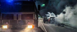 На Вінниччині вночі на автошляху загорівся легковий автомобіль 