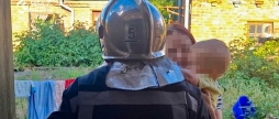 У Вінниці 3-річний хлопчик випадково зачинився вдома родині допомогли рятувальники