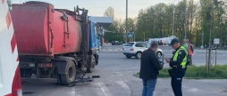 У Вінниці 72-річний велосипедист потрапив під колеса вантажівки