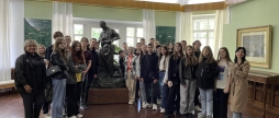 У Вінниці для дітей Захисників і ВПО влаштували екскурсію на «Вервольф» та в музей-садибу Пирогова