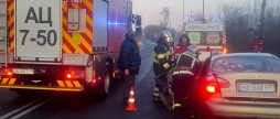 У Вінниці на вул. Левка Лук’яненка деблоковували водія з розтрощеної автівки