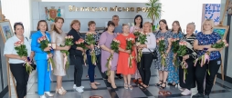 У Вінниці ще 15 жінкам надали почесне звання «Мати-героїня»