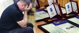 У Вінниці сім'ям поліцейських, які загинули на фронті, вручили державні нагороди