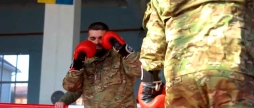 У Вінниці спецпризначенці та ветерани стали у спаринги під керівництвом відомого боксера