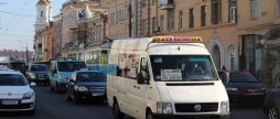 У Вінниці тестують варіант оплати банківською картою проїзду в маршрутках 