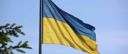 У Вінниці до Дня Державного Прапора України на Замковій горі підняли прапор України. У заході взяли участь військові та представники місцевої й обласної влад. Синьо-жовтий прапор став символом гордості за Україну та її майбутнє, об’єднавши людей різних поколінь і професій у спільному прагненні до миру й розвитку. Прапор підняли під супровід Гімну України. Захід відбувся за участі військовослужбовців, представників влади, рятувальників, правоохоронців, громади.