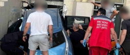 У Вінниці водій Nissan в’їхав у будівлю магазина