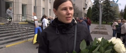 У Вінниці вшанували пам’ять Олега Остапенка акція «Біла квітка пам’яті» об’єднала громаду