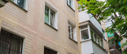 У Вінниці виконують капремонт стиків стінових панелей чергової багатоповерхівки