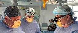 У Вінниці життя пацієнту врятувала унікальна операція за участі провідного столичного хірурга