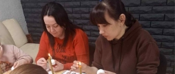 У вінницькому просторі для ветеранів Полум'я надії відбувся писанковий майстер-клас