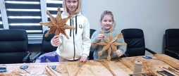 У Вінницьких Хуторах організували майстер-клас із виготовлення зірки з рогози