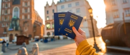 Укрпошта суттєво спростила доставку паспортів за кордон як скористатися послугою
