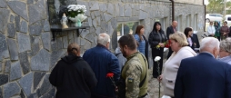 В Томашпільській громаді встановили пам’ятну дошку на честь загиблого захисника