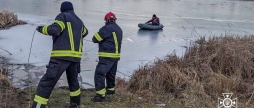 В Якушинецькій громаді з крижаної води рятувальники дістали чоловіка