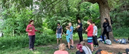 Вінничани прибрали від борщівника територію біля малої річки на Старому місті