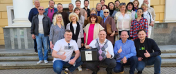 Вінницькі артисти передають на фронт квадрокоптер для бійців повітряної розвідки