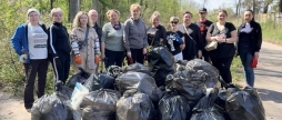 Вінничани долучилися до весняної толоки на Хуторі Шевченка