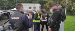 Вінничанин пообіцяв військовому за 18 тис. доларів оформити липову інвалідність