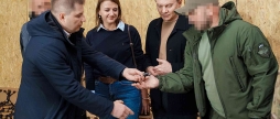 Вінницька громада передала 255 FPV-дронів, автівку та зарядну станцію для спецпідрозділу ГУР та 59-ї бригади імені Якова Гандзюка