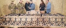 Вінницька громада передала нацгвардійцям 200 FPV-дронів покращеної модифікації 