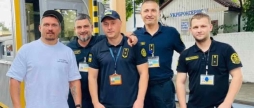 Вінницькі митники зустріли й привітали Олександра Усика
