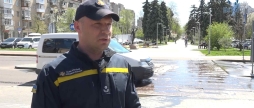 Вінницькі рятувальники проводять планову перевірку вуличних пожежних гідрантів
