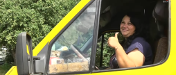 Вона – єдина жінка-водійка маршрутного таксі у Вінниці. Як реагують на жінку за кермом — у сюжеті