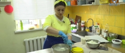 Як спекти рум'яні крафіни з апельсиновою цедрою авторський рецепт великодньої випічки