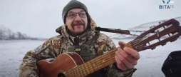 Як звучить Щедрик біля зруйнованого Покровська українські військові виконали легендарну композицію