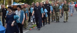Ямпільська громада прощалась із загиблим на фронті начальником прикордонної застави