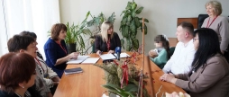 Замість стін притулку — тепло родини восьмирічна Богдана знайшла новий дім у Вінниці