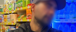 Затримали молодика, який в центрі Вінниці намагався винести товари з магазину 