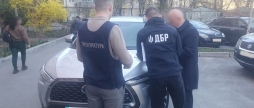 Земля для зятя та "домовленість" за посаду: судитимуть ексчиновника Вінниччини