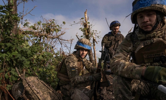 «2000 метрів до Андріївки» у Вінниці триває показ стрічки оскароносного режисера