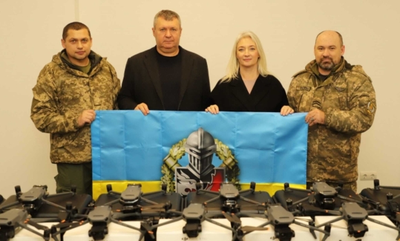 “Мавіки” та FPV передала з Вінниччини захисникам на передову “Мавіки” та FPV передала з Вінниччини захисникам на передову
