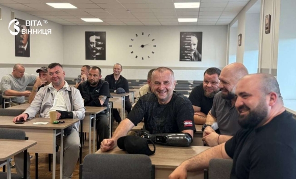 «Вінницькі титани» випробували нові навчальні простори місто створює безбар'єрні умови для захисників