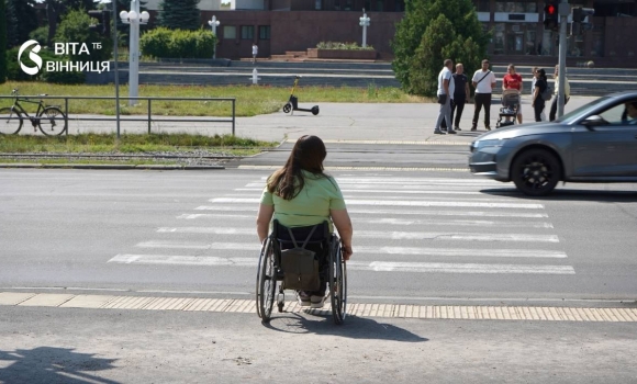 «Вінниця зручна для всіх» перевірили роботи з безбар'єрності на Хмельницькому шосе