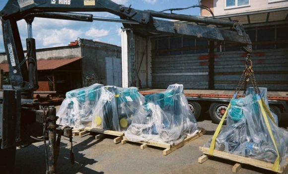 «Вінницяоблтеплоенерго» отримало від USAID насосні станції підвищення тиску