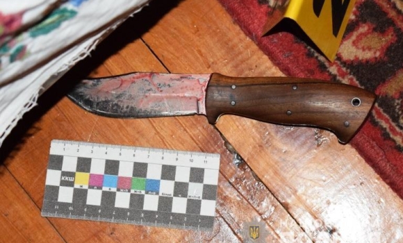 Мешканку Приборівки підозрюють у вбивстві свого співмешканця