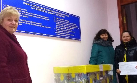 Вінницький район отримав першу партію комплектів “пакунок малюка”