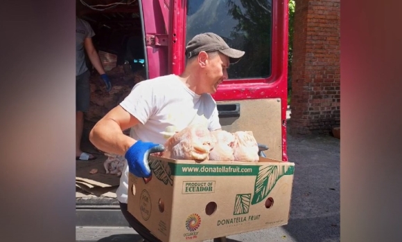 10 тонн курятини: з Вінниці в громади відправили гумдопомогу