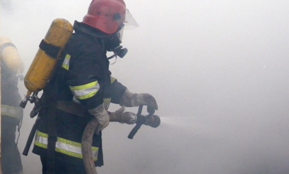 Пожежа на підприємстві: на Немирівському шосе горіли склади