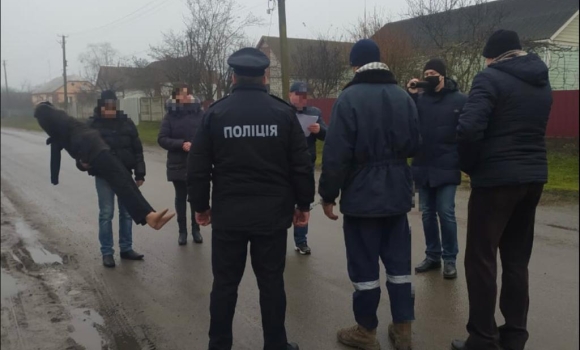У Кордишівці молодики забили до смерті товариша: тіло хлопця знайшли біля зупинки
