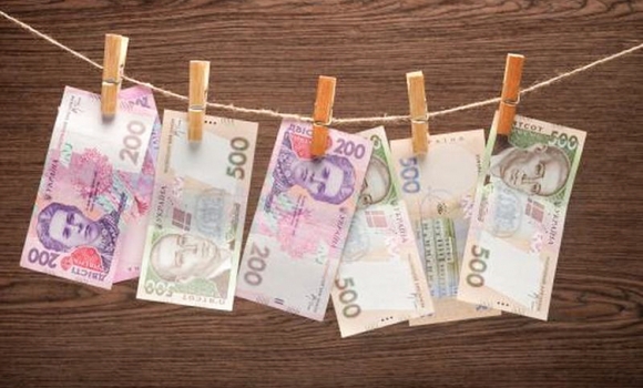 За "відмивання" державних коштів підприємцю загрожує до 6 років ув’язення