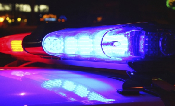 Вінницькі копи супроводили авто із вагітною до пологового будинку