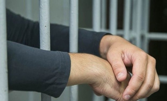 За передачу наркотиків засудженому, вінничанину "світить" до 10 років за гратами