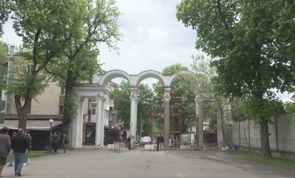 У Вінниці реставрують арку біля входу в парк імені Леонтовича